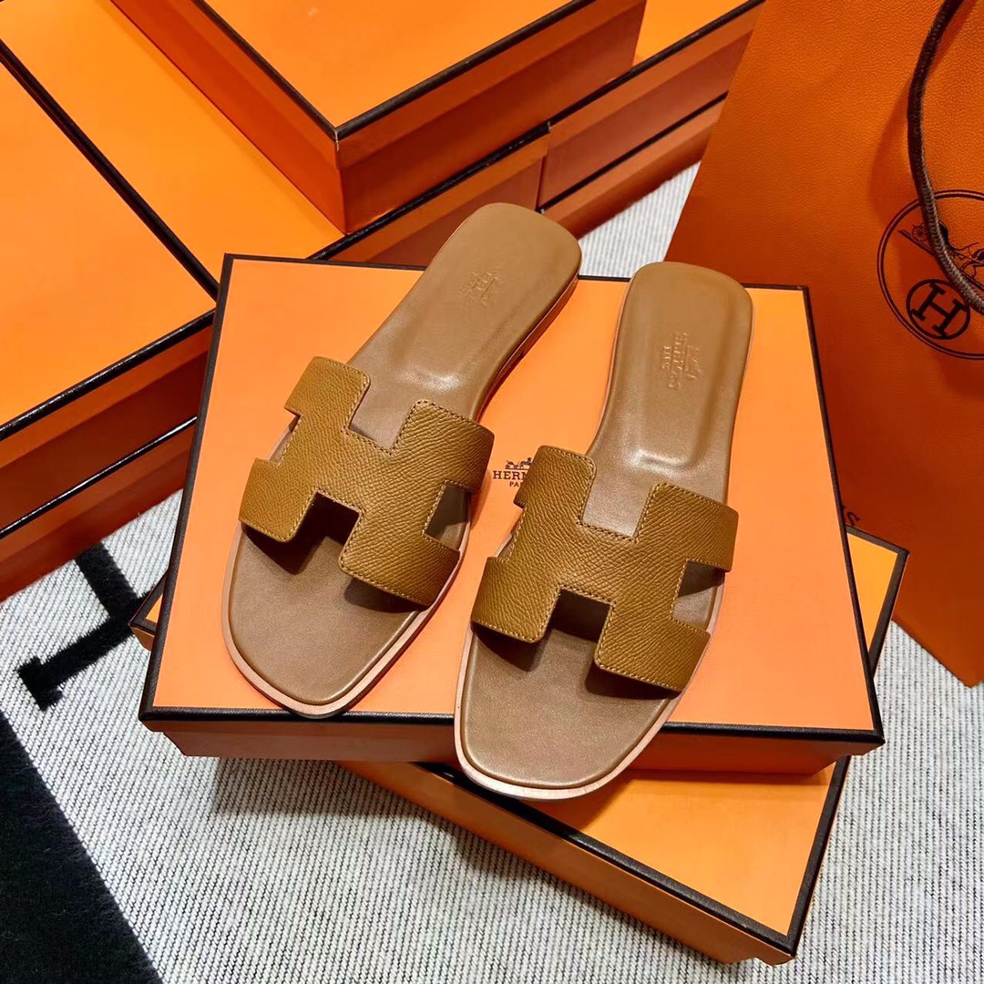 에르메스 올수공 오란 슬리퍼 샌들 앱송 136